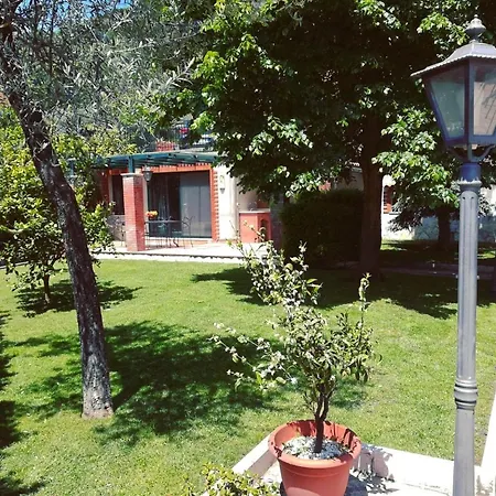 Morena Villa